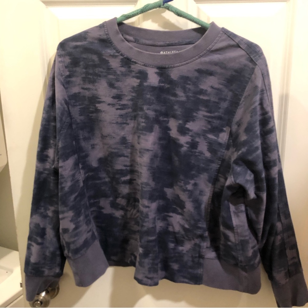 Athleta Tie Dye Purple Sweatshirt!  Super Cute.  Cropped